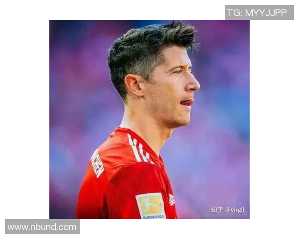 足球与足球明星彩泥艺术的完美结合探索与创作之旅